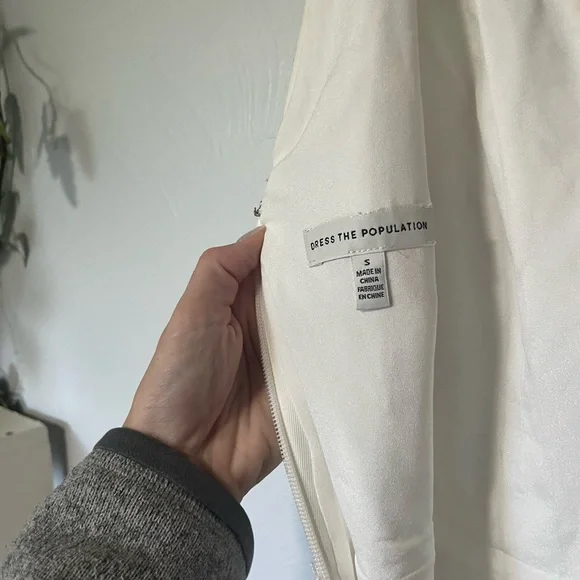 Dress the Population Elisa Floral Applique Sequin Dress in Ivory Beaded Shimmer - Picture 6 of 8